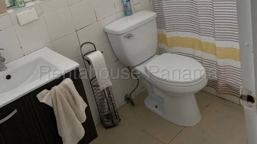 Venta de Amplio Apartamento en Paitilla Ph Las Perlas Mts2: 196 PD