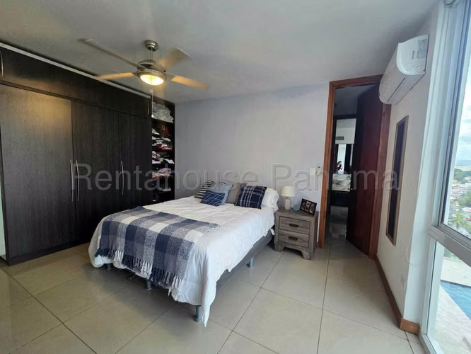 Venta de Apartamento en Coco del Mar Ph Bahia del Golf Mts2: 118 PD