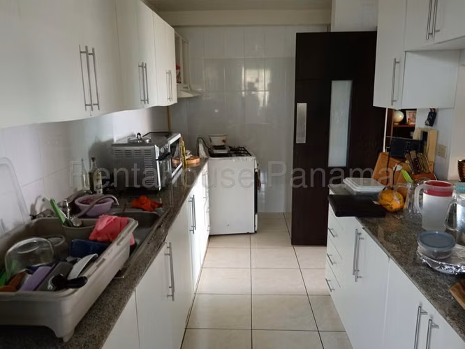 Apartamento en Venta en Hyde Park Carrasquilla JG