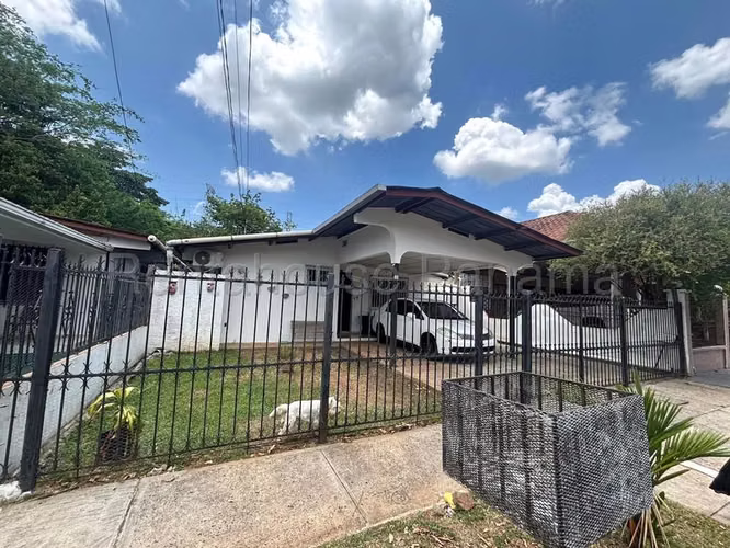 House for Sale in Betania JG