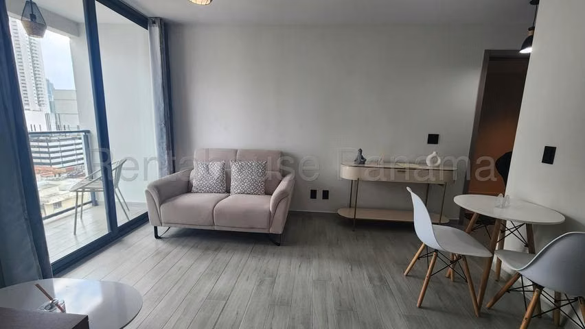 Alquiler Alexa Bella Vista 26YCG6964