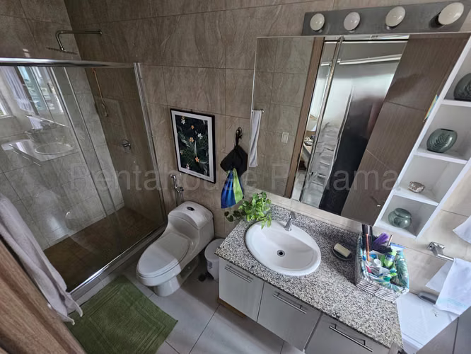 Se Vende Apartamento en San Francisco VLU26-6915