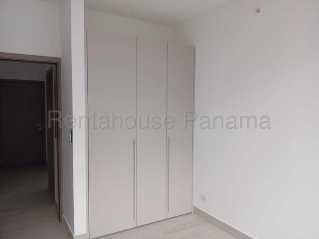 Alquiler Urbana Obarrio 26YCG6235