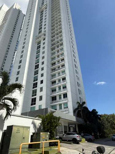Vendo apartamento en Costa del Este frente al mar