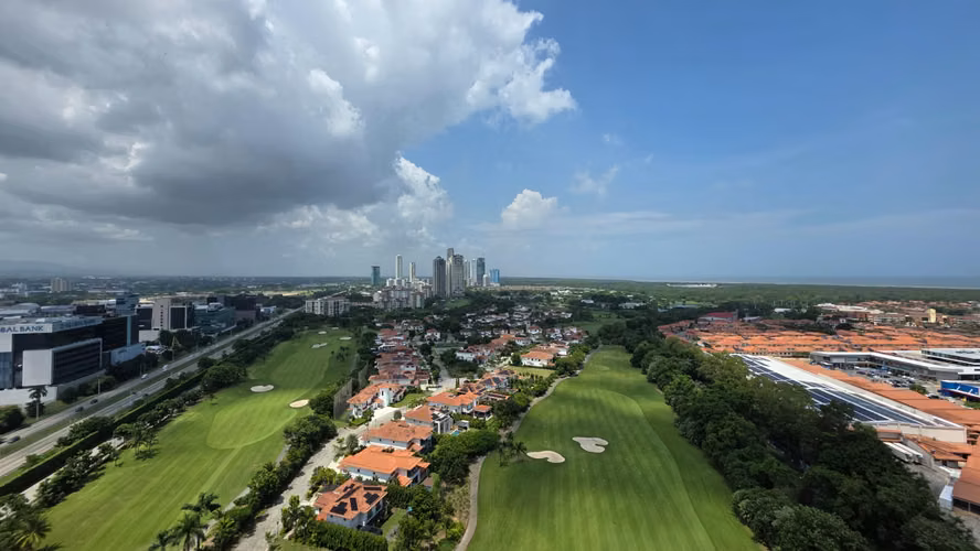 Venta de oportunidad - apartamento Greengarden Santa Maria Golf & Country Club