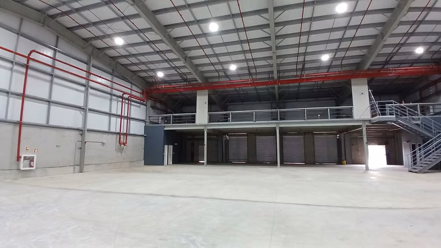 Galera en Alquiler en Tocumen  | 1,330 m² | 4 Andenes | Ubicación Estratégica