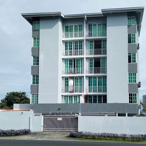 Venta de apartamento en Parque Lefevre