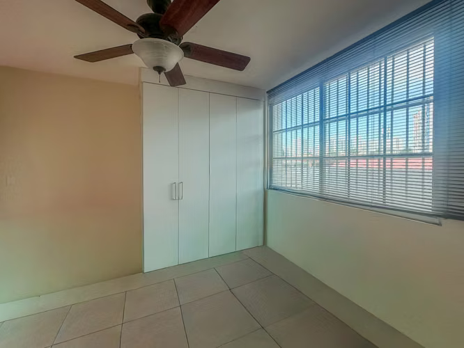 Venta de apartamento en Parque Lefevre