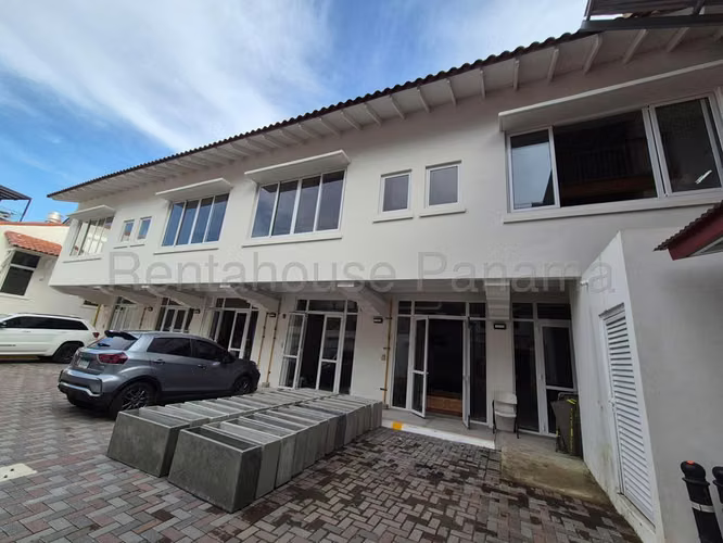Local Comercial en Alquiler en Casco Antiguo BDP
