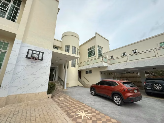 Venta de Casa en San Francisco, con 1,146m2 en construcción