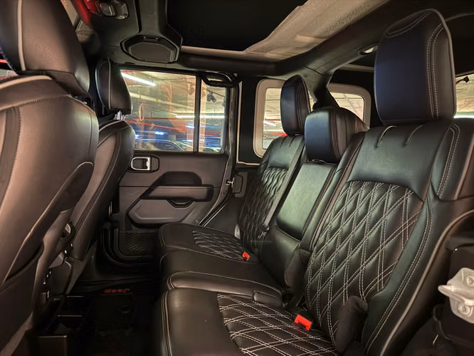Jeep Wrangler Sahara 2021 - Imagen 17