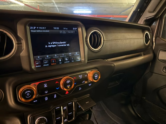 Jeep Wrangler Sahara 2021 - Imagen 14