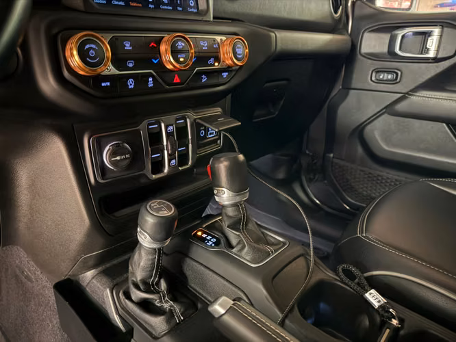 Jeep Wrangler Sahara 2021 - Imagen 13
