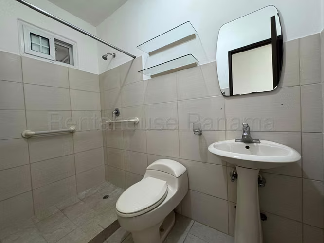 Se Vende Apartamento en Hato Pintado YDU