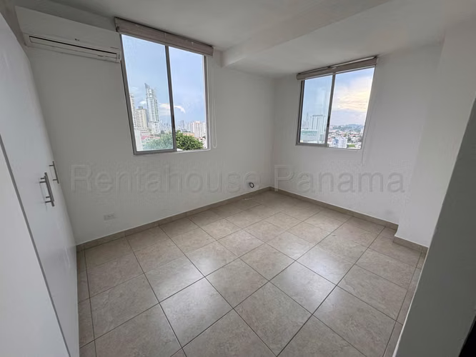 Se Vende Apartamento en Hato Pintado YDU
