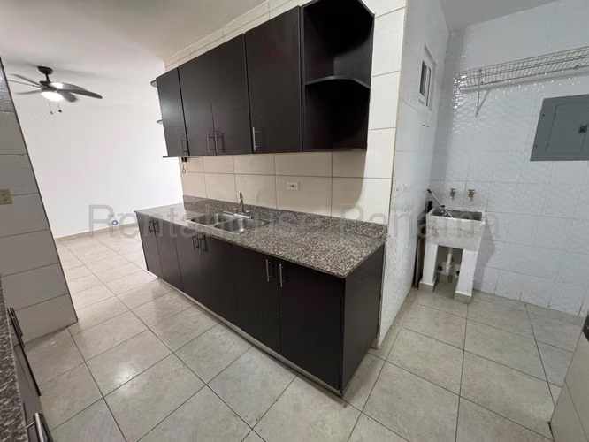 Se Vende Apartamento en Hato Pintado YDU