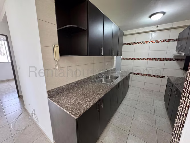Se Vende Apartamento en Hato Pintado YDU