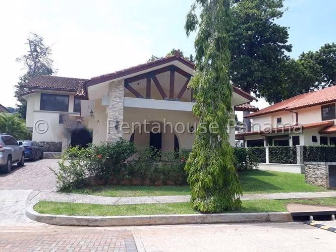 Venta casa en Clayton CF26-4072