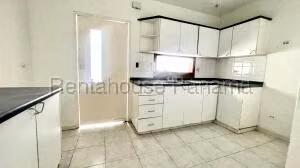 Apartamento en Venta en Bella Vista 26jack6978