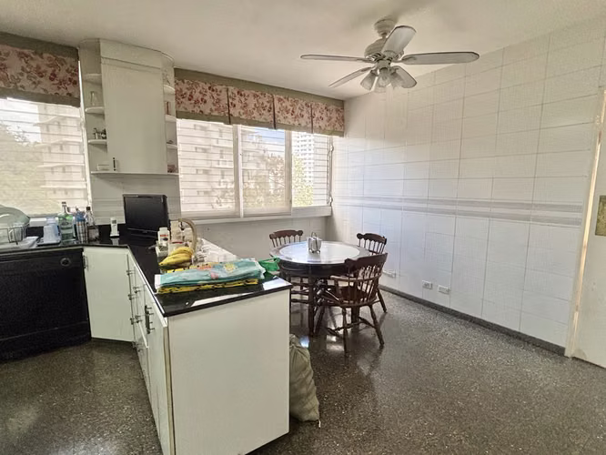 APARTAMENTO DE 384 M² EN TORRES LA CRESTA POR $465,000