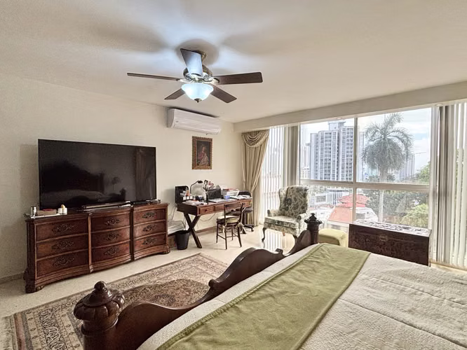 APARTAMENTO DE 384 M² EN TORRES LA CRESTA POR $465,000