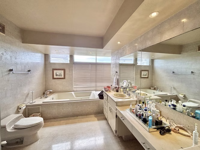 APARTAMENTO DE 384 M² EN TORRES LA CRESTA POR $465,000