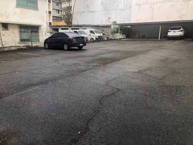 EL CANGREJO EDIFICIO TERRENO 1ZM7 EN VENTA 2 - Imagen 3