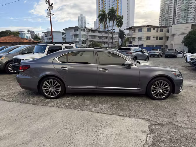 Lexus LS 460 L 2013