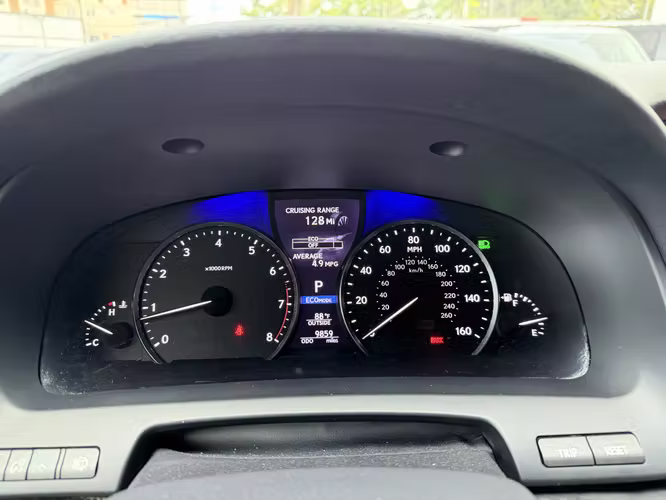 Lexus LS 460 L 2013