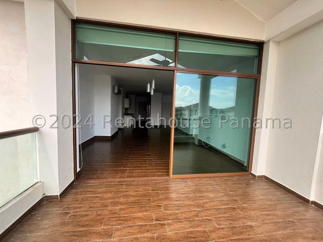 Se Vende Apartamento en Costa Sur LA26-4113