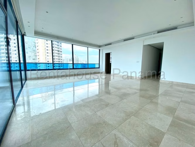 Vendo Apartamento Espacioso en PH Deluxe Residences, Paitilla 26-6373GG