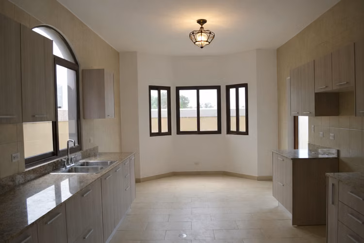 El Doral Costa Sur | Casa nueva en esquina | 351 m² | 4 recámaras | $460,000