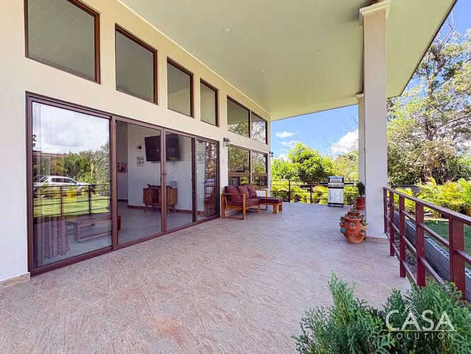 Casa de 3 dormitorios en venta en Alto Boquete con vistas a la montaña - Imagen 18