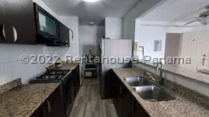 Venta de Apartamento con 97m2 en Obarrio PH Metric 26-7047SR