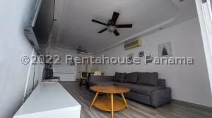 Venta de Apartamento con 97m2 en Obarrio PH Metric 26-7047SR