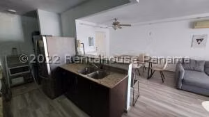 Venta de Apartamento con 97m2 en Obarrio PH Metric 26-7047SR