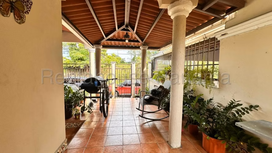Se Vende Casa en Brisas Del Golf YDU