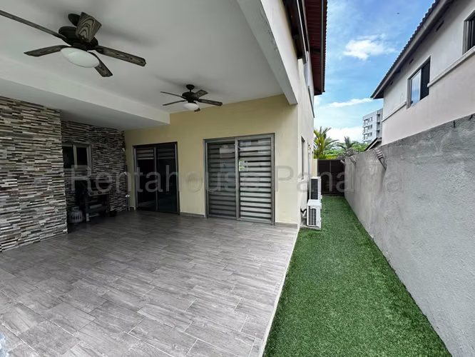 Casa En Venta En Panama Pacifico KC