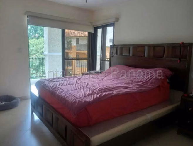 Apartamento En Venta En Clayton KC