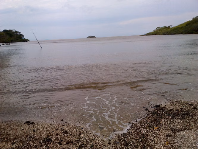 TERRENO 19.4HAS PLAYA LEONA - FRENTE MAR