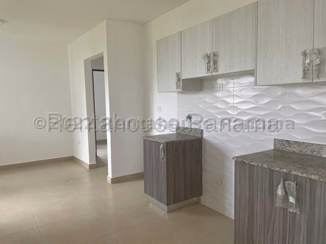 alquilo casa en costa verde senderos OF 26-4533