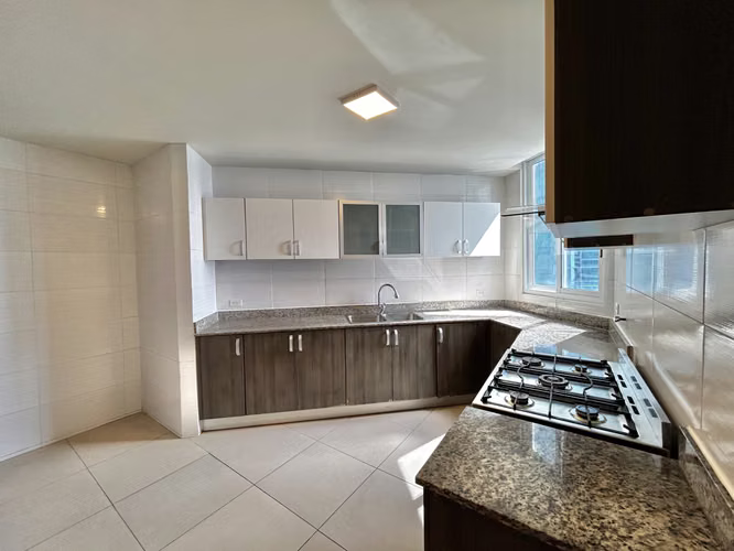 Venta de Apartamento en Costa del Este Ph Country Club 202 m²