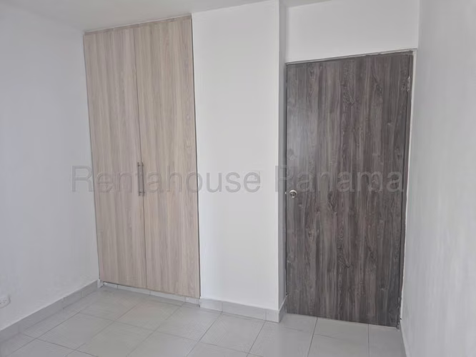 Venta de apartamento en Condado del Rey AK