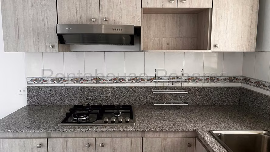 Venta de apartamento en Condado del Rey AK