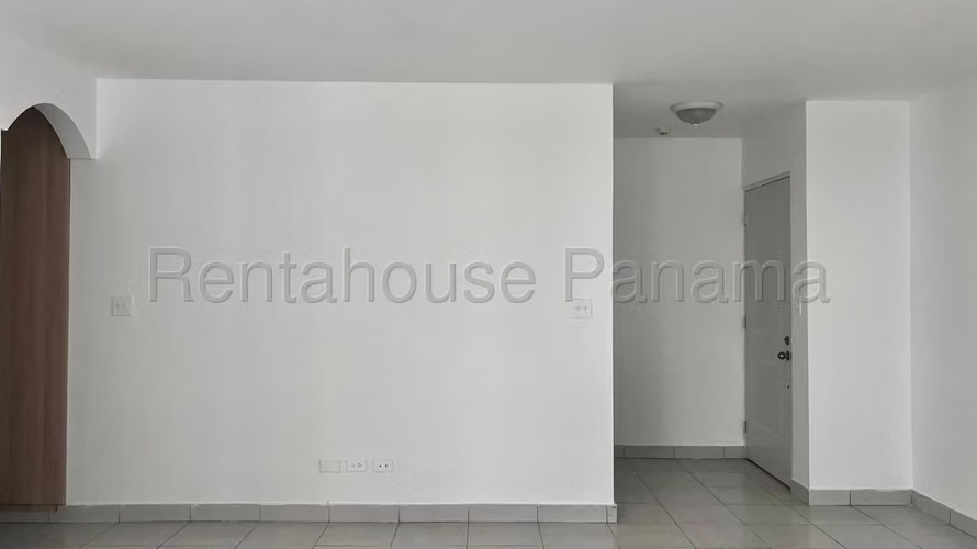 Venta de apartamento en Condado del Rey AK