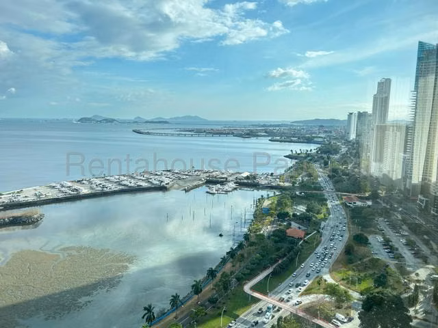 Alquiler Miramar Avenida Balboa 26YCG5506