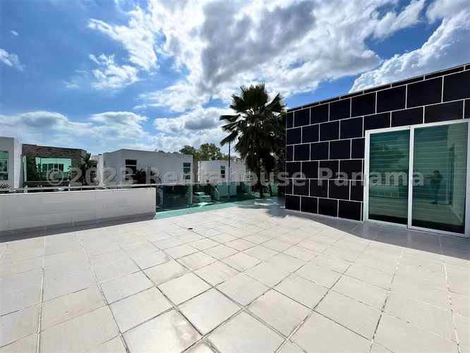 VENTA DE CASA EN COSTA SUR - COSTA ESMERALDA