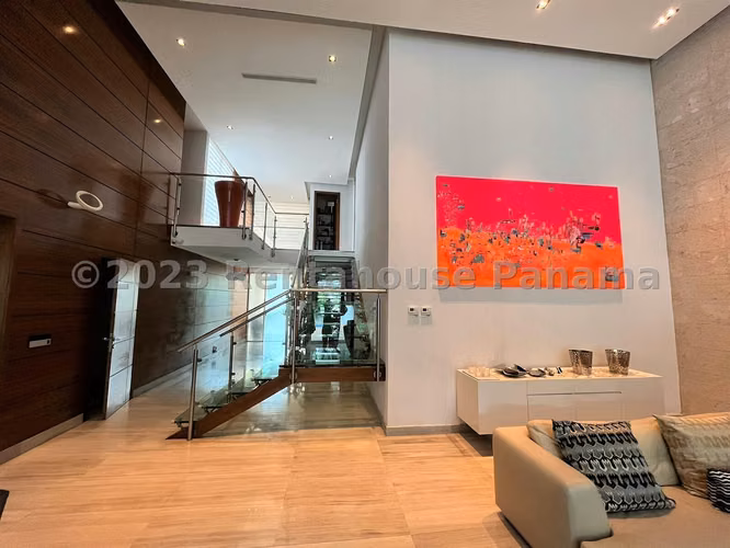 VENTA DE CASA EN COSTA SUR - COSTA ESMERALDA