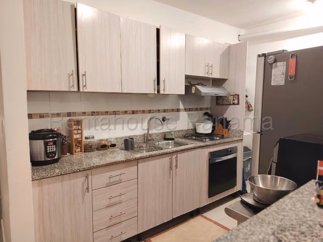 Apartamento en venta en Las Cumbres MS