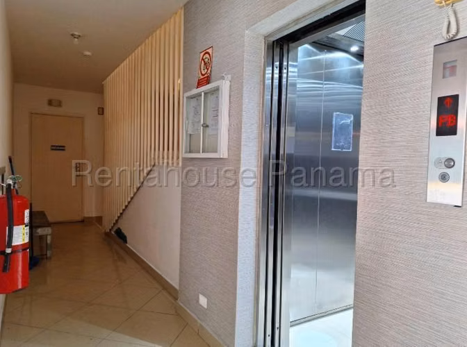 Apartamento en venta en Las Cumbres MS